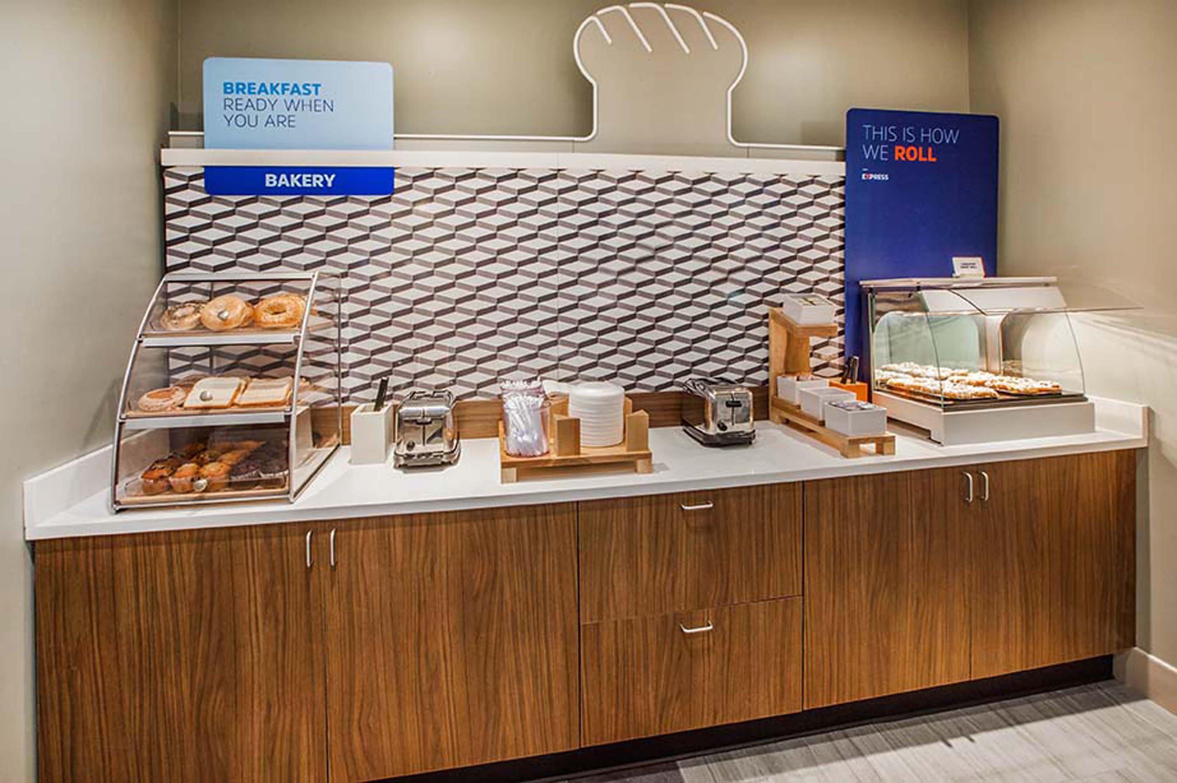 Holiday Inn Express Henderson By Ihg Екстериор снимка