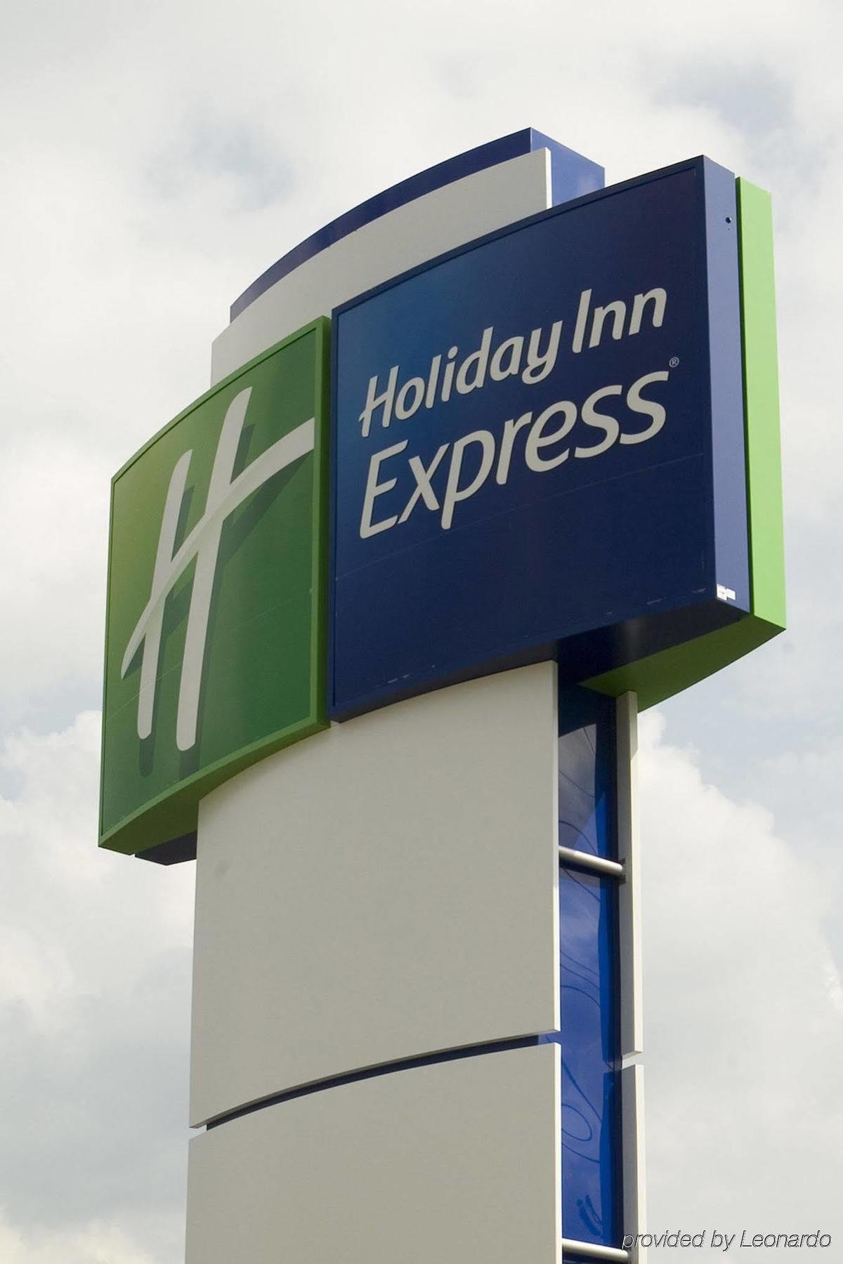 Holiday Inn Express Henderson By Ihg Екстериор снимка
